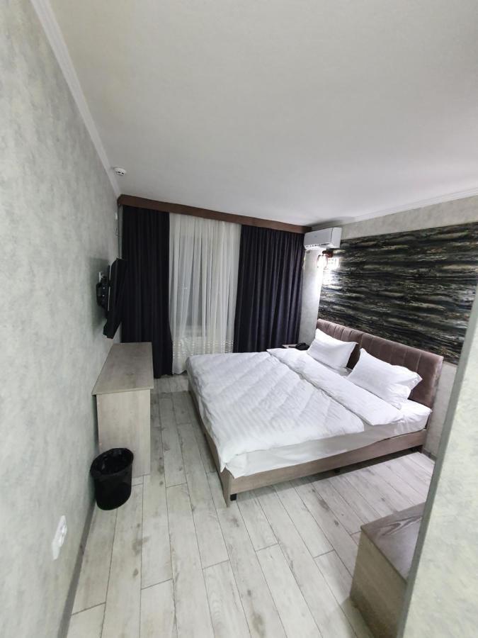 Artist Regenci Hotel טשקנט מראה חיצוני תמונה